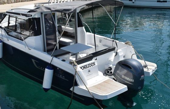 Motorboat Jeanneau Merry Fisher 795 200hp