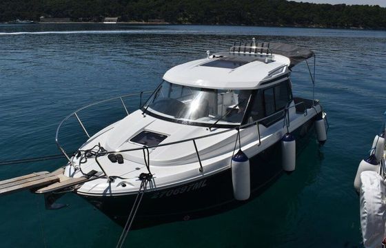 Motorboat Jeanneau Merry Fisher 795 200hp