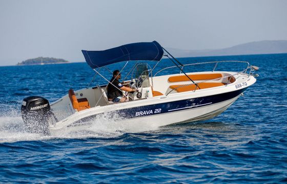 Motorboat Mingolla Brava 22 150hp