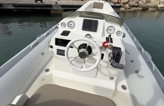 RIB Master 700 200hp