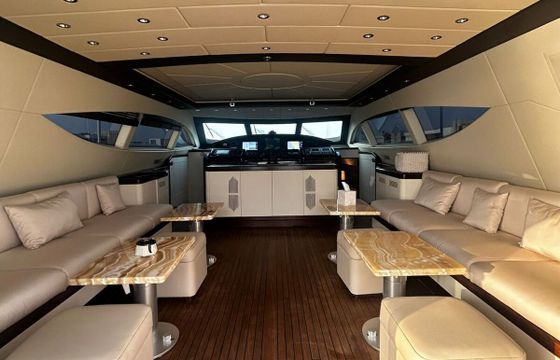 Motor yacht Mangusta 105 4800hp