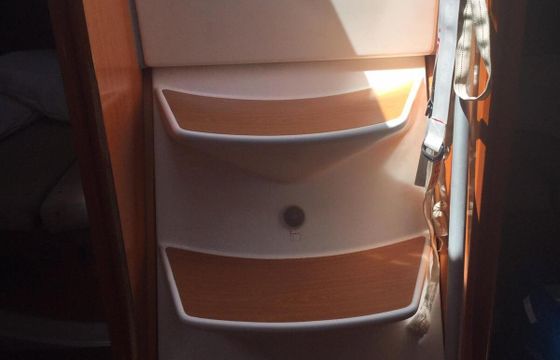 Sailboat BENETEAU FIRST 36.7 10.68m