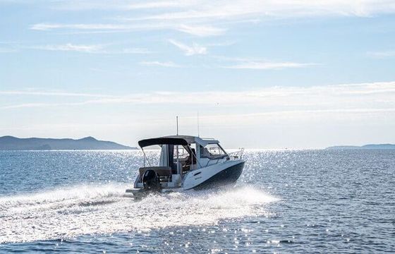 Motorboat Quicksilver Active 705 Weekend 200hp