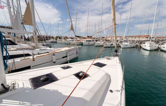 Sailboat Bénéteau Oceanis 41.1 12m
