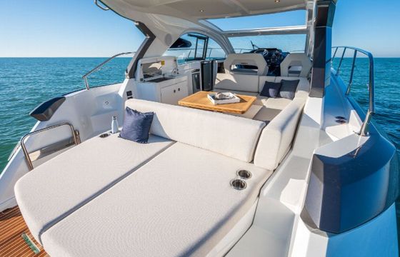 Motorboat BENETEAU GRAN TURISMO 41 380hp