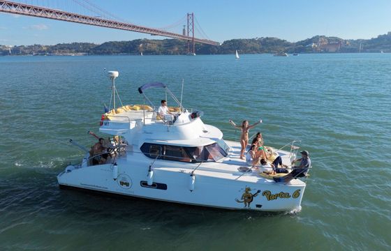 Catamaran Fountaine Pajot Highland 35 10.35m