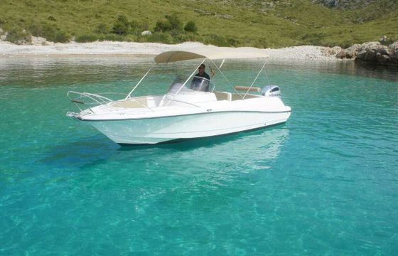 Motorboat Marion 7, 5 200hp