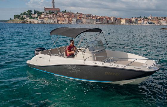 Motorboat Quicksilver Activ 675 Open 150hp