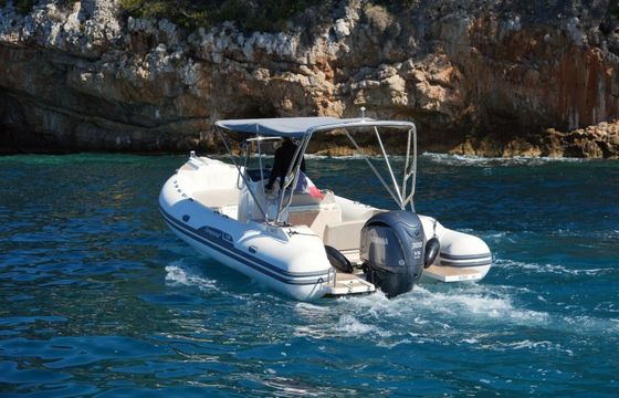 RIB Capelli Tempest 775 300hp