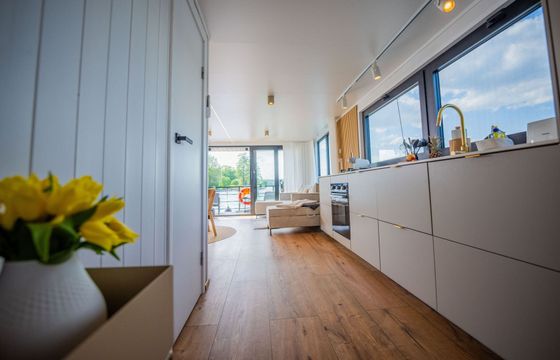 Houseboat WOMA D13