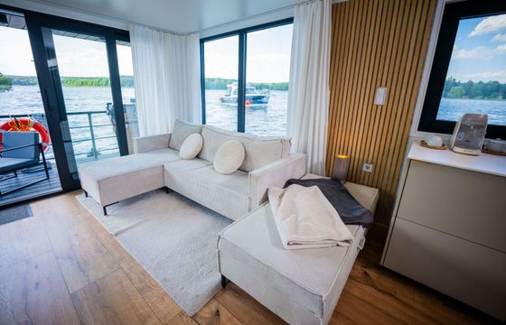 Houseboat WOMA D13