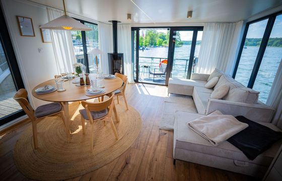 Houseboat WOMA D13