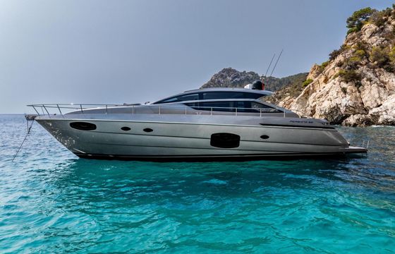 Motor yacht Pershing 62 3697hp