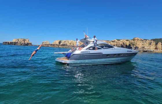 Motorboat Pershing 43 647hp