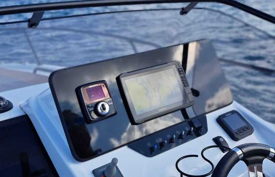 Motorboat Beneteau Flyer 8 Sundeck 300hp