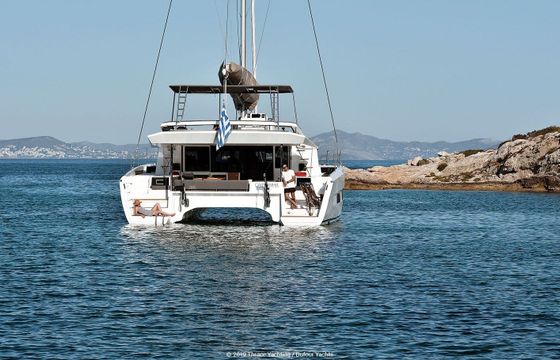Catamaran DUFOUR 48 14.6m