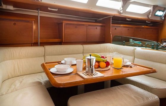 Sailboat JEANNEAU SUN ODYSSEY 43' 12.84m