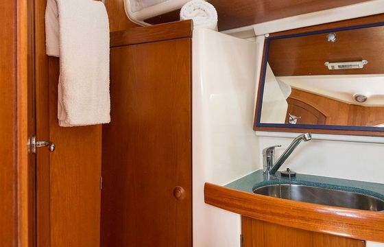 Sailboat JEANNEAU SUN ODYSSEY 43' 12.84m