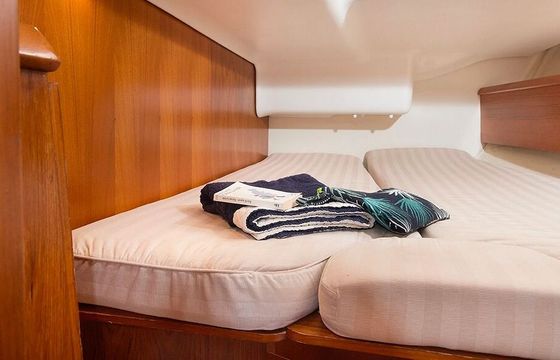 Sailboat JEANNEAU SUN ODYSSEY 43' 12.84m