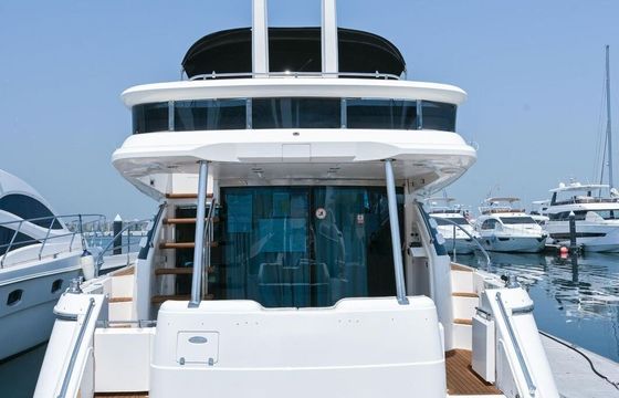 Motor yacht Fairline 2016