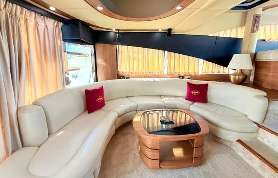 Motor yacht Fairline 2016