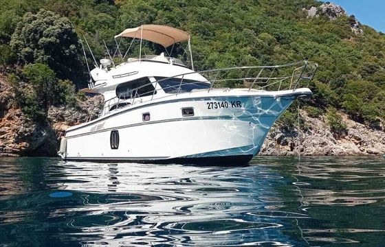 Motorboat Motor boat Altair-45 900hp