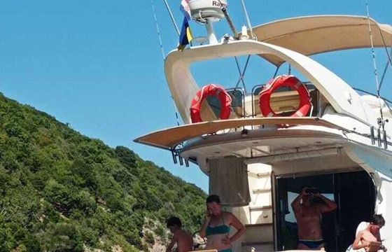 Motorboat Motor boat Altair-45 900hp