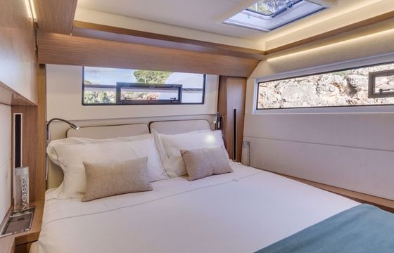 Catamaran LAGOON 50 14.75m
