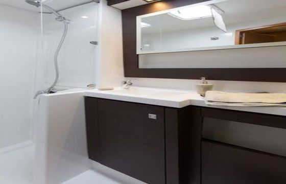 Catamaran FOUNTAINE PAJOT HELIA 44 13.3m