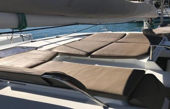 Catamaran FOUNTAINE PAJOT HELIA 44 13.3m