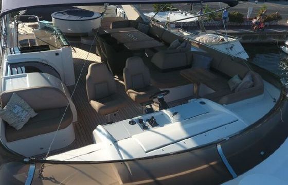 Motor yacht Princess 85 3600hp