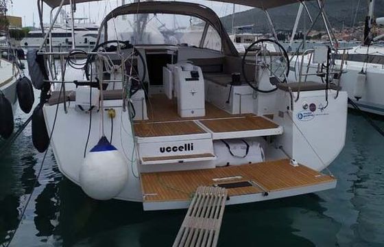 Sailboat Jeanneau Sun Odyssey 440 13.39m