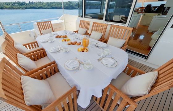 Motor yacht Ferretti Custom line 1300hp