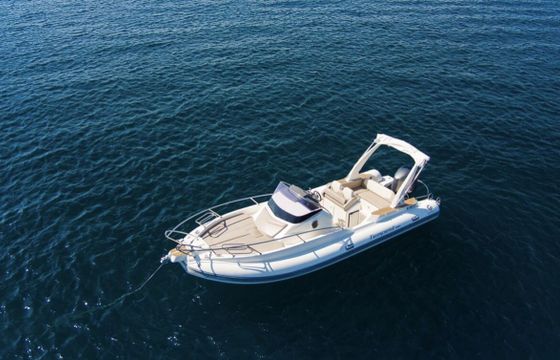 Motorboat Capelli capelli tempest 850 350hp