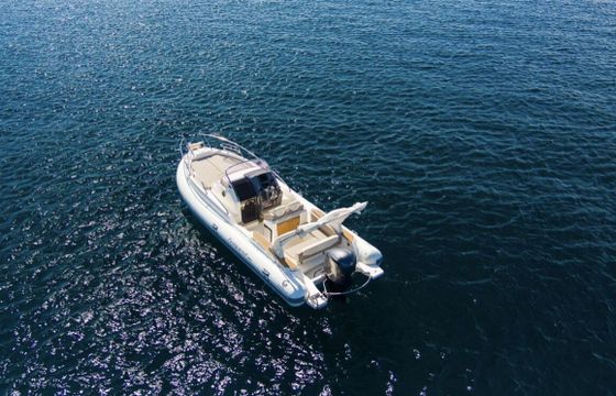 Motorboat Capelli capelli tempest 850 350hp