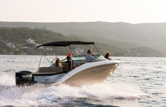 Motorboat Sea Ray 210 Spx 175hp