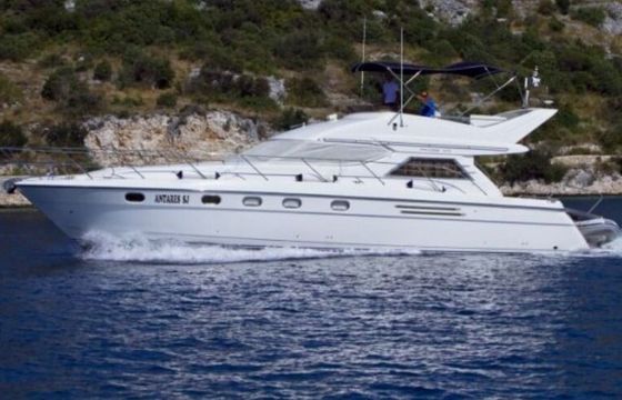 Motorboat PRINCESS 470 435hp