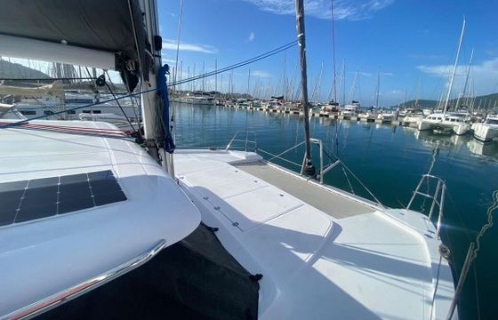 Catamaran AVENTURA 37 10m