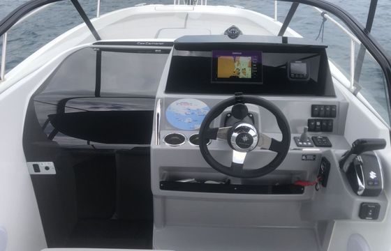 Motorboat Jeanneau Cap Camarat 7.5 WA 300hp