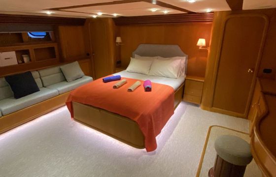 Motorboat Private yacht 2008