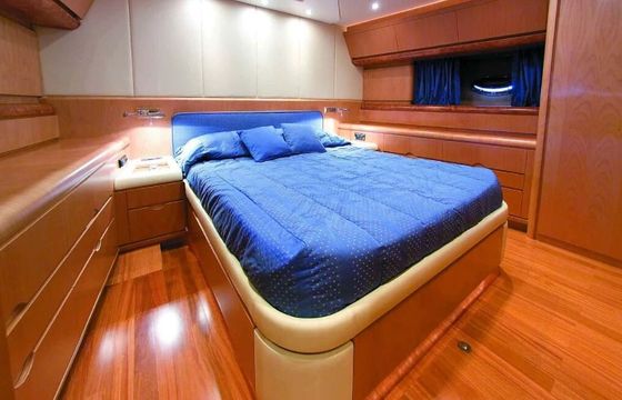 Motor yacht Rizzardi 73 2960hp