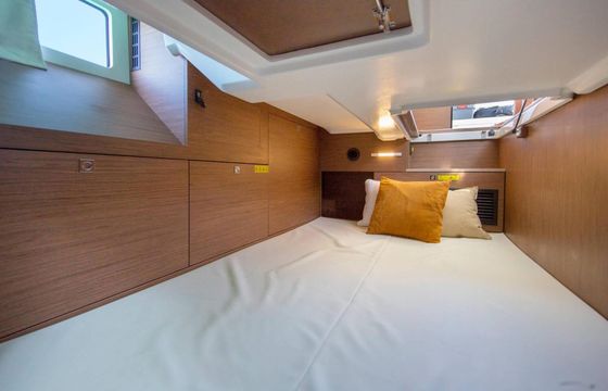 Motorboat Jeanneau NC 37