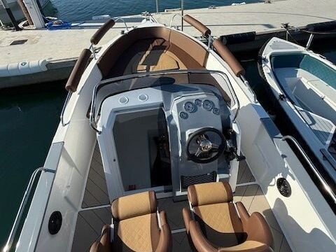 Motorboat Trident Open 630 150hp