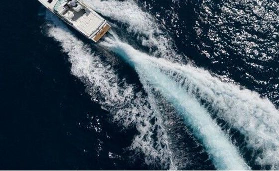 Motorboat Formula 311 SR-1 600hp