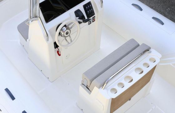 RIB Capelli Capelli Tempest 700 200hp