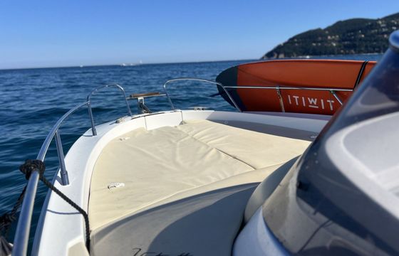 Motorboat Sessa Marine Key Largo 27 320hp