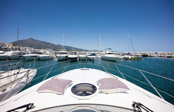Motorboat FAIRLINE TARGA 43 450hp