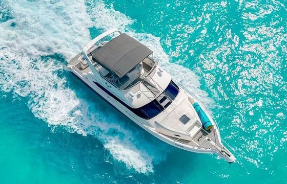 Motorboat Sea Ray Flybridge 1200hp