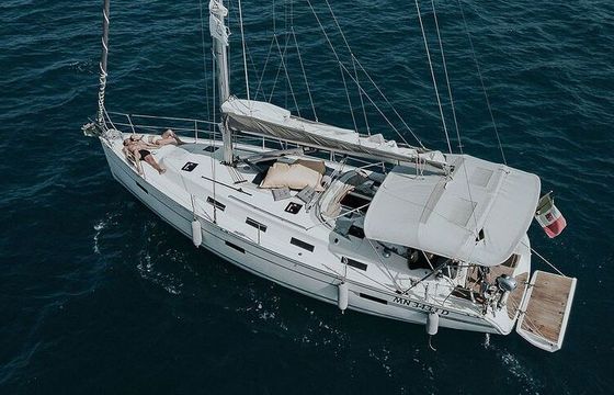 Sailboat Bavaria 40 Cruiser 12m