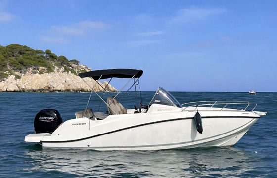 Motorboat Quicksilver Activ 605 Sundeck 150hp